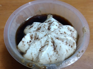 「シャトレーゼ 炭焼き珈琲ゼリー 名水仕立て カップ107g」のクチコミ画像 by モーパパさん