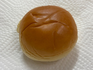 「ヤマザキ 薄皮 クリームパン 袋4個」のクチコミ画像 by SANAさん