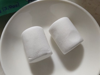 「エイワ エンドレスドリーム ホワイトマシュマロ 袋110g」のクチコミ画像 by ぴのこっここダイエット中さん