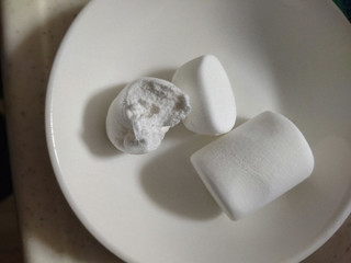 「エイワ エンドレスドリーム ホワイトマシュマロ 袋110g」のクチコミ画像 by ぴのこっここダイエット中さん