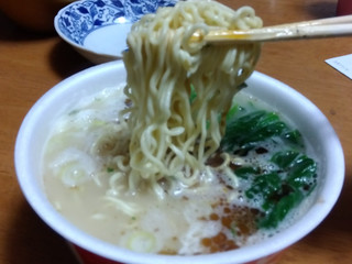 高評価】マルタイ 熊本黒マー油とんこつラーメンの感想・クチコミ