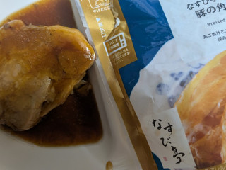 「ローソン なすび亭監修 豚の角煮」のクチコミ画像 by まこぴーさん