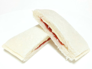 「ヤマザキ ランチパック 苺ジャム＆マーガリン 袋2個」のクチコミ画像 by つなさん