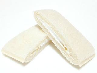 「ヤマザキ ランチパック ドイツ産岩塩入りマロンあん＆ホイップ」のクチコミ画像 by つなさん