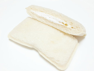 「ヤマザキ ランチパック ドイツ産岩塩入りマロンあん＆ホイップ」のクチコミ画像 by つなさん