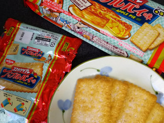 「日清シスコ ココナッツサブレ アップルパイ味 袋4枚×4」のクチコミ画像 by にぃまるにぃろくさん