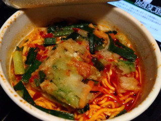 「ファミリーマート ファミマル 6種の野菜を使用 旨辛味噌」のクチコミ画像 by モーパパさん