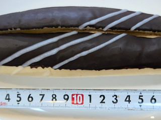 「セブン-イレブン カフェモカ仕立てのホイップロール」のクチコミ画像 by はるなつひさん