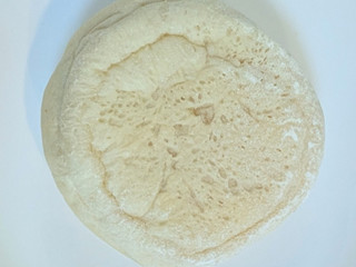 「ローソン もっちりとした白いチーズパン」のクチコミ画像 by はるなつひさん