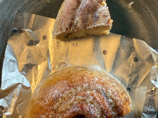 「セブン-イレブン カプチーノ仕立てのシナモンロール」のクチコミ画像 by chickyさん