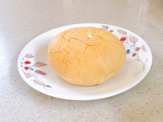 「ファミリーマート ファミマルBakery 雪見だいふくみたいなパン」のクチコミ画像 by むぎっこさん