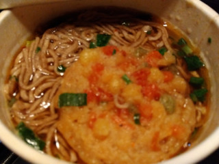 「ローソン 3つ星ローソン 天ぷらそば カップ73g」のクチコミ画像 by モーパパさん