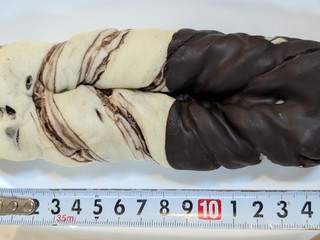 「ファミリーマート ファミマルBakery マーブルチョコパン」のクチコミ画像 by はるなつひさん