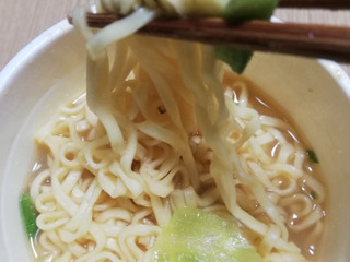 「明星食品 チャルメラカップ とり野菜みそラーメン カップ71g」のクチコミ画像 by にくまるさん