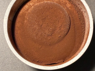「井村屋 トリュフチョコアイス カップ120ml」のクチコミ画像 by chickyさん