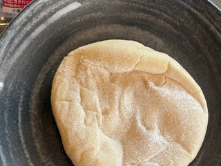 「ローソン もっちりとした白いチーズパン」のクチコミ画像 by chickyさん