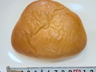 「ファミリーマート ファミマ・ベーカリー ファミマ・ザ・クリームパン」のクチコミ画像 by はるなつひさん