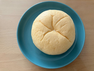 「ファミリーマート ファミマルBakery 雪見だいふくみたいなパン」のクチコミ画像 by こつめかわうそさん