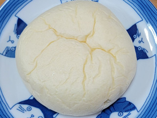 「ファミリーマート ファミマルBakery 雪見だいふくみたいなパン」のクチコミ画像 by ニャンタさん