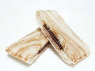 「ヤマザキ ランチパック 濃厚ショコラ ゴディバ監修」のクチコミ画像 by つなさん