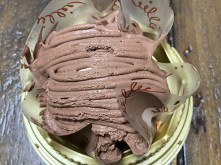 「オランジェ 濃厚生ショコラのモンブラン パック1個」のクチコミ画像 by シアンさん