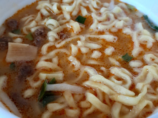 「日清食品 HIKAKIN PREMIUM みそきん 濃厚味噌ラーメン」のクチコミ画像 by 祐也ちくわさん