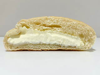 「ファミリーマート ファミマルBakery 雪見だいふくみたいなパン」のクチコミ画像 by もーちゃさん