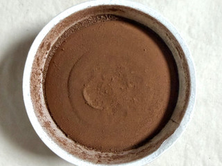 「井村屋 トリュフチョコアイス カップ120ml」のクチコミ画像 by む チ ャさん