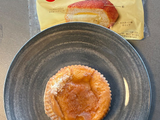 「ファミリーマート ファミマルBakery たっぷりクリームのクレームブリュレパン」のクチコミ画像 by chickyさん