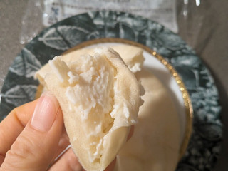 「ローソン もっちりとした白いチーズパン」のクチコミ画像 by もぐかれんさん