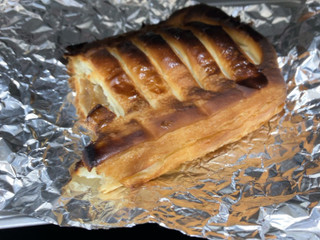 「ヤマザキ ずっしりデニッシュ カフェオレクリーム」のクチコミ画像 by ゆーぱんさん