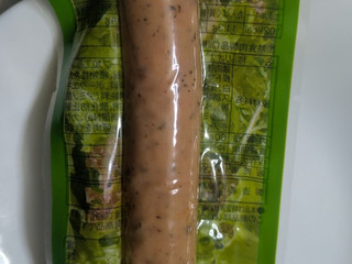 「ローソン 国産サラダチキンスティック トマト＆チーズ」のクチコミ画像 by まこぴーさん