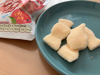 「ブルボン しゃりもにグミ ピーチ味 袋57g」のクチコミ画像 by こつめかわうそさん