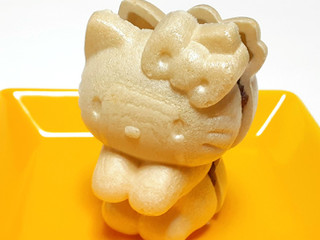 「栗庵風味堂 ハローキティもなか 小豆あん」のクチコミ画像 by つなさん