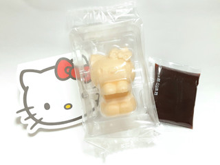 「栗庵風味堂 ハローキティもなか 小豆あん」のクチコミ画像 by つなさん