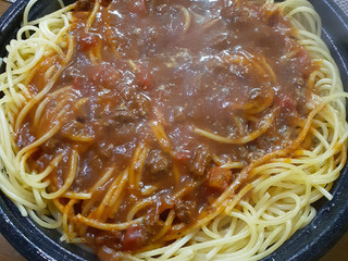 「ローソン 盛りすぎ！ミートソース」のクチコミ画像 by 祐也ちくわさん