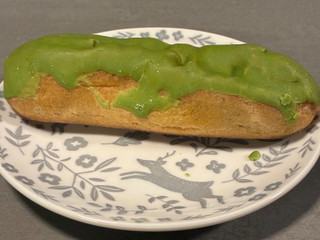 「モンテール 小さな洋菓子店 抹茶ミルクエクレア」のクチコミ画像 by chickyさん