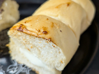 「セブン-イレブン ねこのしっぽみたいなパン ホイップクリーム」のクチコミ画像 by Bane Tteさん