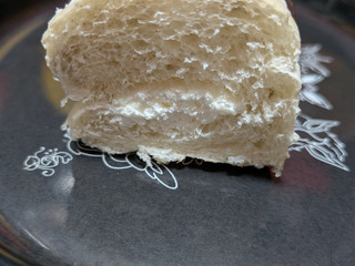 「セブン-イレブン ねこのしっぽみたいなパン ホイップクリーム」のクチコミ画像 by Bane Tteさん