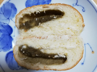 「木村屋 ほうじ茶あんぱん 袋1個」のクチコミ画像 by にくまるさん