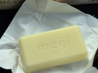 高評価】明治 ホワイトチョコレートの感想・クチコミ・商品情報【もぐ