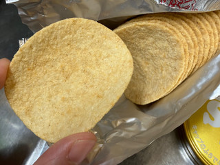 「YBC チップスターS 鶏のからあげ味 袋45g」のクチコミ画像 by mika.さん
