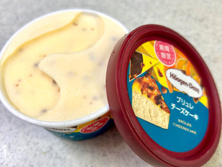 「ハーゲンダッツ ミニカップ ブリュレチーズケーキ カップ110ml」のクチコミ画像 by まみこ1209さん