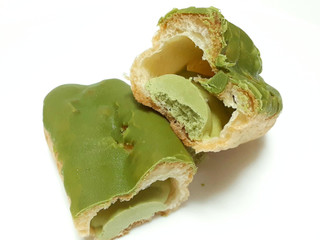 「モンテール 小さな洋菓子店 抹茶ミルクエクレア」のクチコミ画像 by つなさん