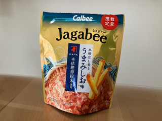 「カルビー Jagabee 本格だし香るうまみしお味 袋80g」のクチコミ画像 by こつめかわうそさん