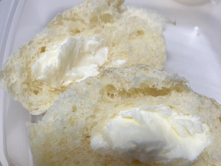 「フジパン ふわしろロール 北海道ミルク 袋6個」のクチコミ画像 by ゆーぱんさん