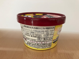 「ハーゲンダッツ ミニカップ ROCKY CRUNCHY！ ソルティハニーバター カップ87ml」のクチコミ画像 by こつめかわうそさん