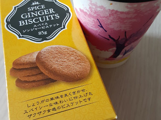 「業務スーパー SPICE GINGER BISCOUTE 85g」のクチコミ画像 by もこもこもっちさん