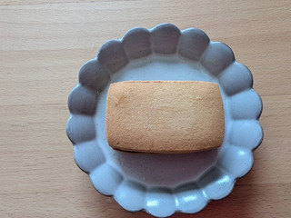 「カルディ チョコレートサンドクッキー 塩キャラメル 袋1個」のクチコミ画像 by こつめかわうそさん