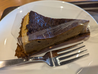 「スターバックス アールグレイ バスクチーズケーキ」のクチコミ画像 by セツナさん